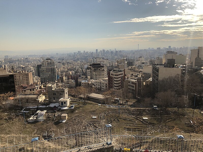 File:Tehran skyline from Abak 9207.jpg