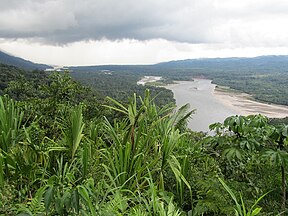Die Río Madre de Dios net voordat dit die Amasonebekken bereik.