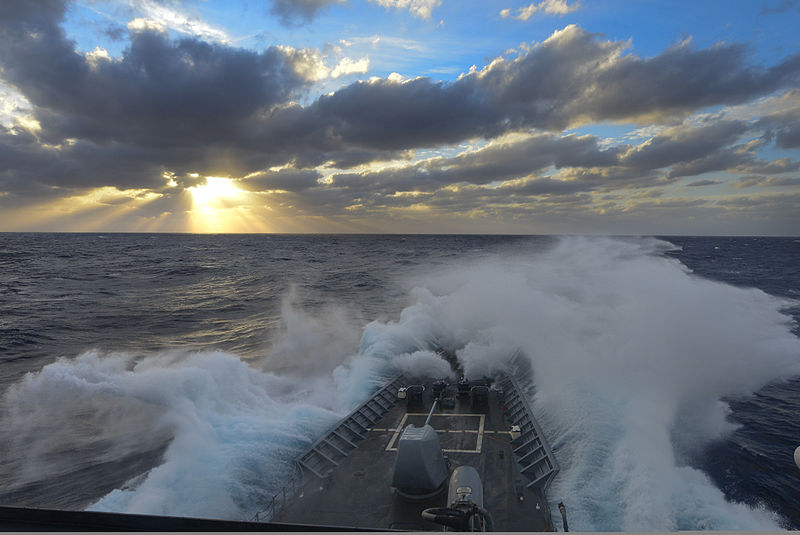 File:The guided missile cruiser USS Monterey (CG 61) steams through heavy seas in the Atlantic Ocean Jan. 3, 2014 140103-N-QL471-503.jpg