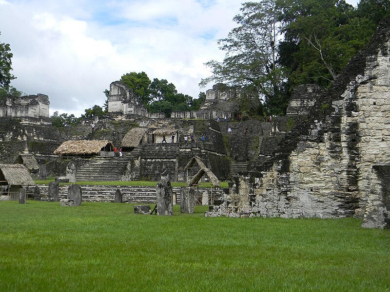 File:Tikal, Guatemala Laslovarga09.JPG