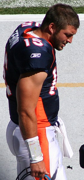 File:Tim Tebow (cropped).jpg