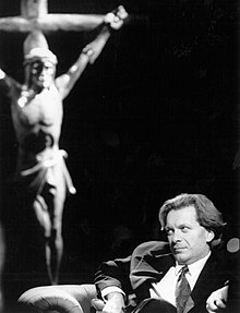 Tony Wilson hostující After Dark - Velikonoce 1991.jpg