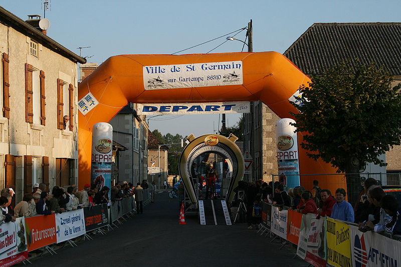 File:Tour Poitou-Charentes 2008 (1).jpg