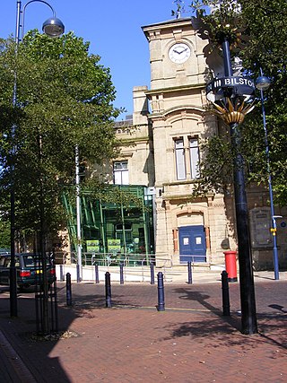 <span class="mw-page-title-main">Bilston Town Hall</span> Municipal building in Bilston, West Midlands, England