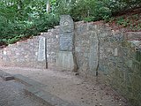 Travemünde, Kriegerdenkmal im Park