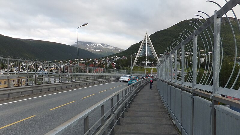 File:Tromso DSCF0842 Norway.jpg