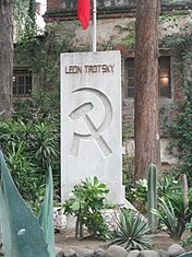 http://upload.wikimedia.org/wikipedia/commons/thumb/0/00/Trotsky_grave.jpg/176px-Trotsky_grave.jpg