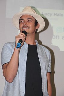 Tyler Blackburn American actor, singer and model