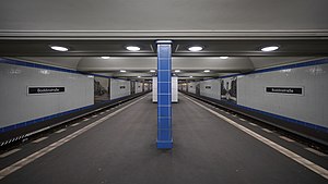 U8 Берлин Боддинштрассе 12-2017.jpg