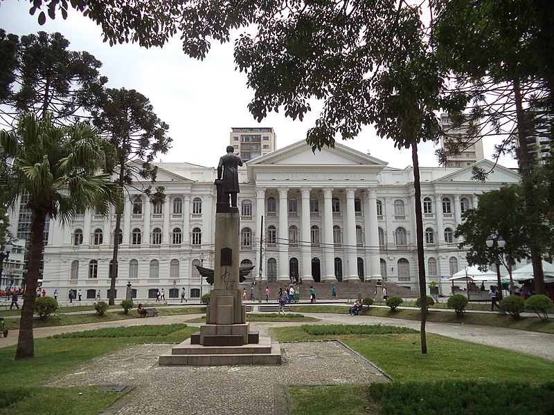 File:Universidade Federal do Parana.JPG