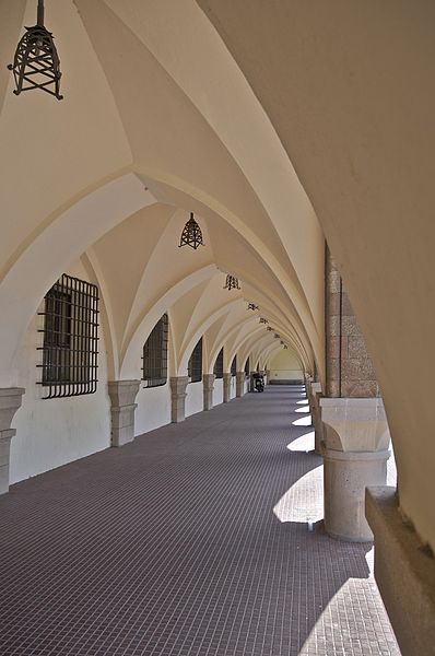 File:Vault perspective Rhodes.jpg