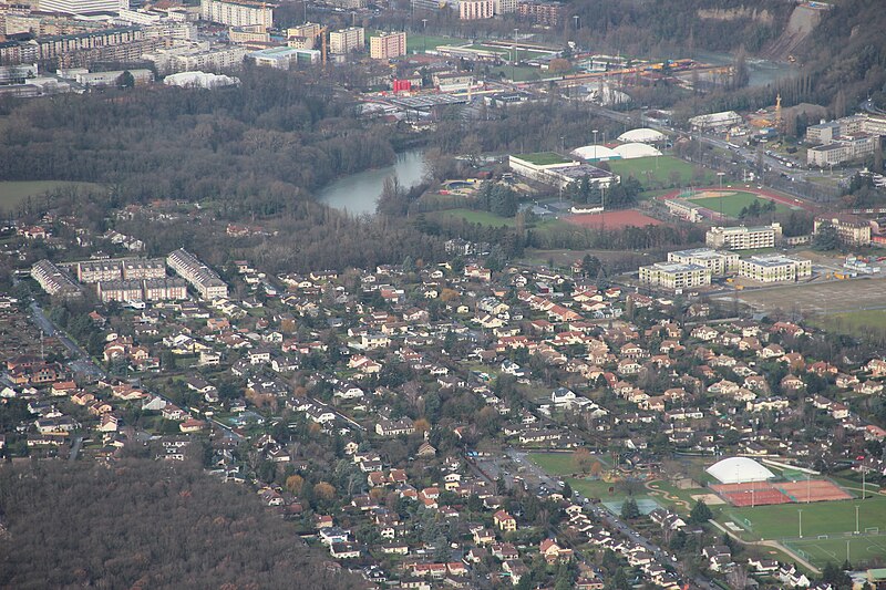 File:View on Geneva from the Salève - panoramio (187).jpg