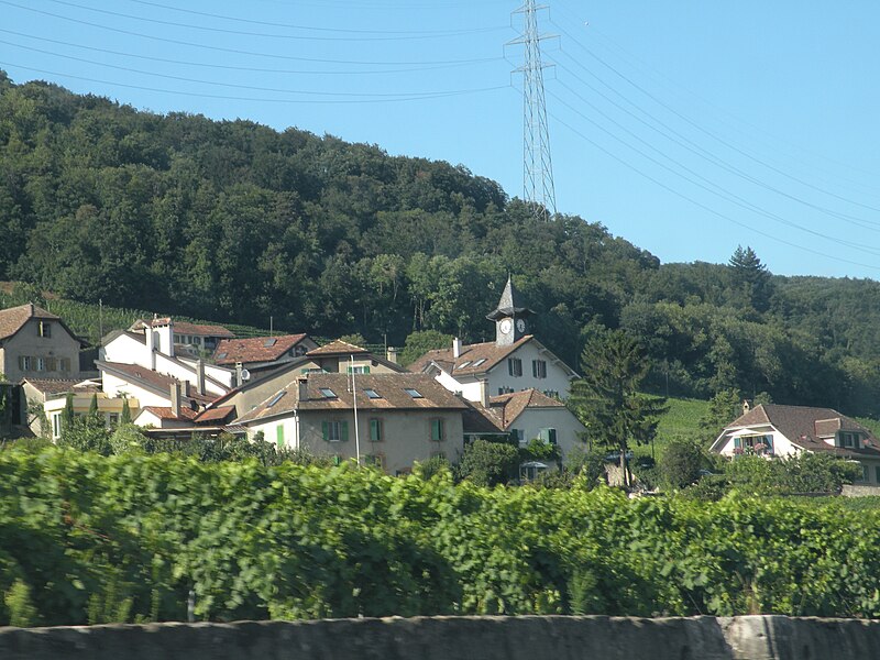 File:Vinzel - village.jpg