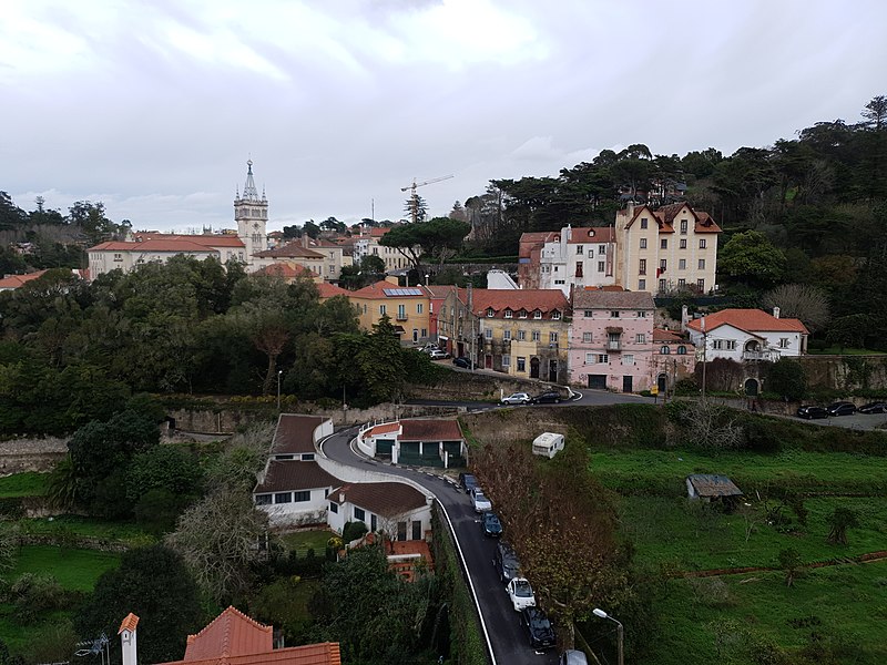 File:Vista da CMSintra a partir do Museu de História Natural de Sintra.jpg