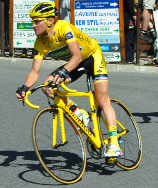 File:Voeckler2011Yellow.png