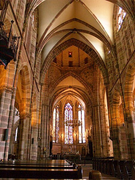Tập tin:Wissembourg abbey interior.jpg