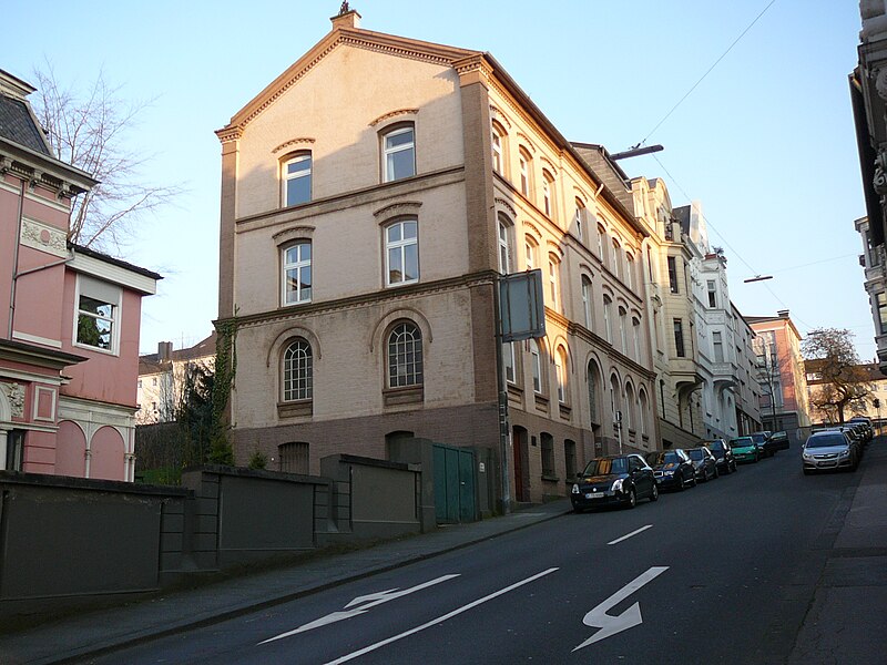 File:Wuppertal Friedrich-Engels-Allee 0250.jpg