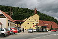 Čeština: Pivovar Černá Hora. Pohled od jihu na historické budovy s Muzeem pivovarnictví. English: Černá Hora Brewery in Černá Hora, Blansko District, Czech Republic.