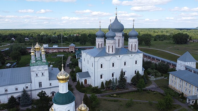 547. Собор Троицы Живоначальной с настенной живописью, Макарьево, Лысковский район Автор — Александр Антонов гугл-картовский