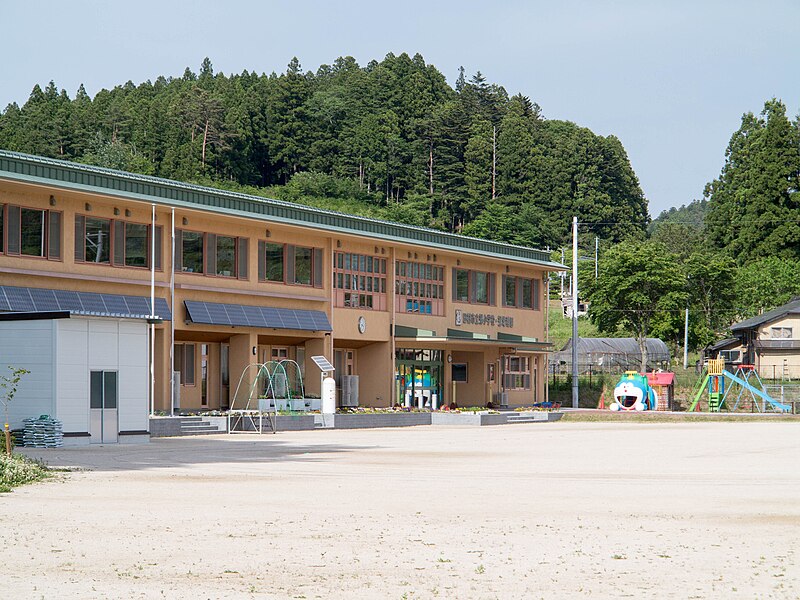 Няйф:田村市立緑小学校・緑幼稚園.jpg