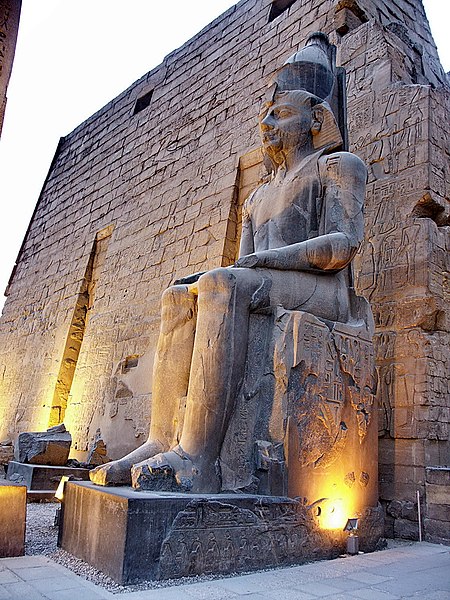 File:盧克索神廟 Luxor Temple - panoramio (2).jpg