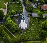 Fil:1489Båraryd kyrka (cropped).jpg