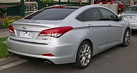 2012 Hyundai i40 (VF2) Premium 2.0 sedan (2015-11-11) 02 (cropped).jpg