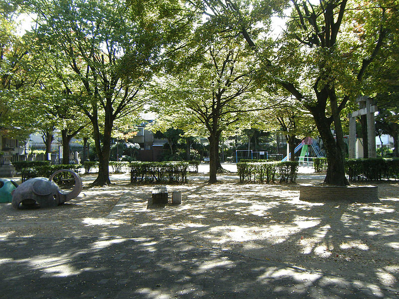 File:2015 1027 Oshima Shrine Higashioshima Park.jpg