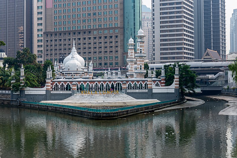 File:20190822 Jamek Mosque Kolam Biru-6.jpg