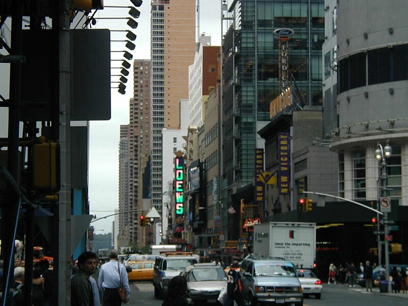File:42nd street and 7th ave.jpg