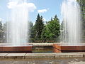 Миниатюра для Файл:ALA Kunaev monument fountains 03.jpg