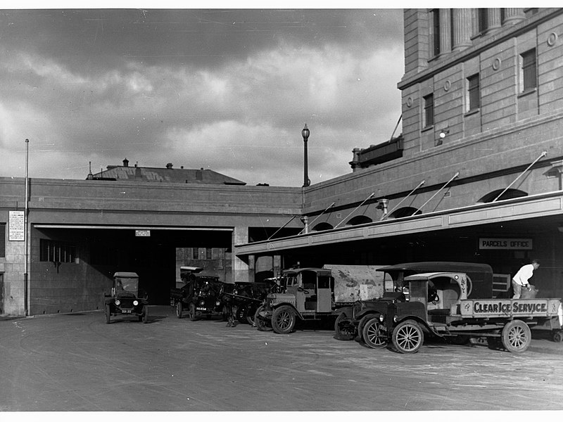 File:Adelaide Railway Station parcels office showing truck and automobiles(GN12824).jpg