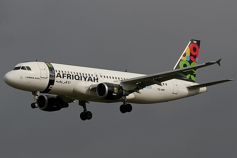 File:Afriqiyah Airways A320 am Flughafen von Brüssel.jpg