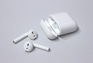 AirPods Wireless earbuds by Apple (2016–2021)