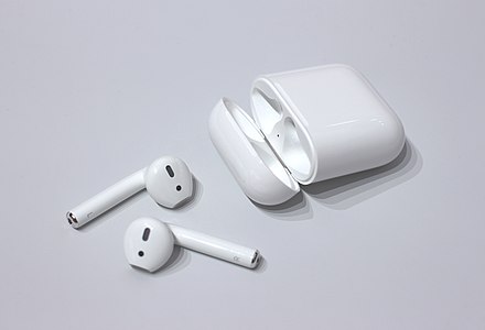 Airpods фото