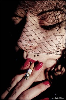 Monroe piercing - Wikipedia