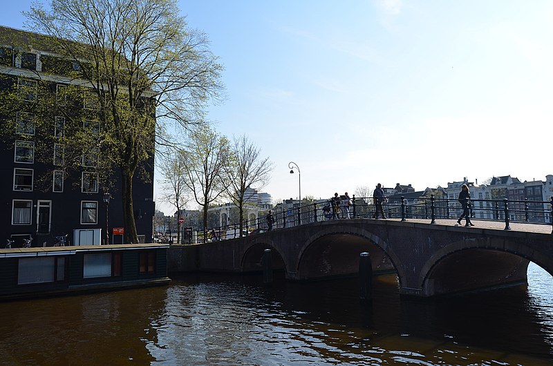 File:Amsterdam (151470215).jpeg