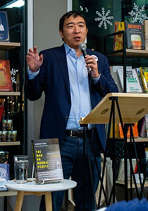 Andrew Yang (45793567155).jpg