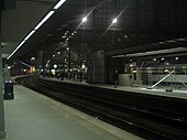 Zona peroanelor, vedere de noapte dinspre peronul 1.