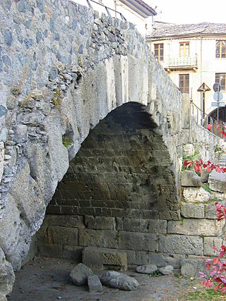 <span class="mw-page-title-main">Pont de Pierre (Aosta)</span> Roman segmental arch bridge