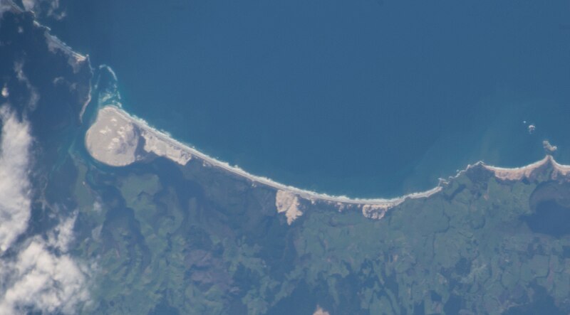 File:Aupouri Peninsula and Great Exhibition Bay, New Zealand, looking east (ISS051-E-20068) (cropped).jpg