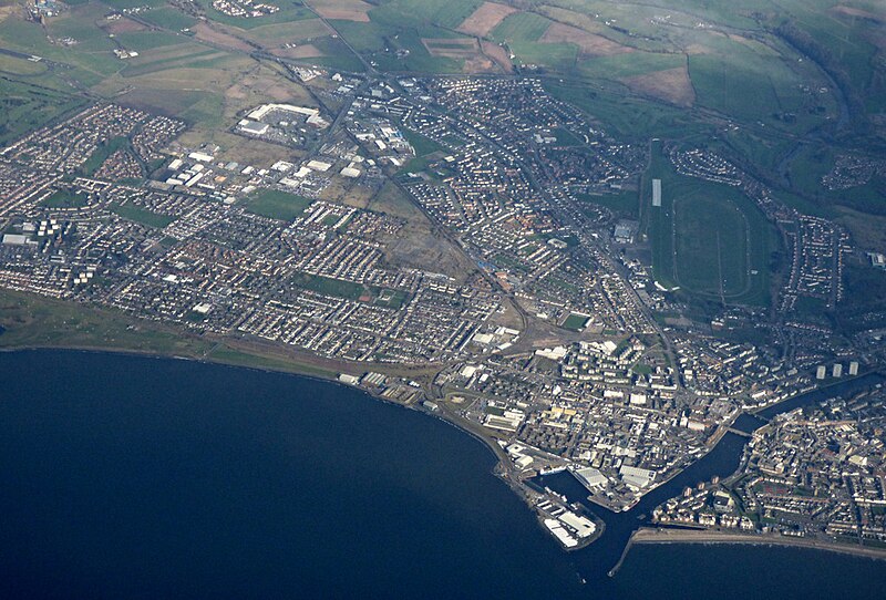 File:Ayr from the air - geograph.org.uk - 6100963.jpg