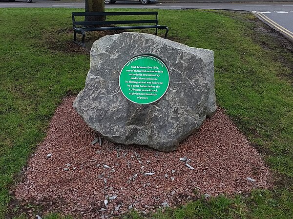 Barwell Meteorite Green Plaque, situated in the southern part of the village, close to the original meteorite fall