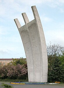 Berlin Tempelhof Luftbrueckendenkmal.jpg