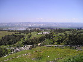 Вид з Бейт-Шеану в напрямку ріки Йордан