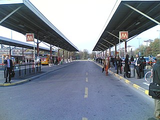 <span class="mw-page-title-main">Bisceglie (Milan Metro)</span> Milan metro station