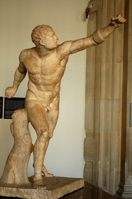 Tập_tin:Borghese_Gladiator_Louvre_Ma_527_n1.jpg