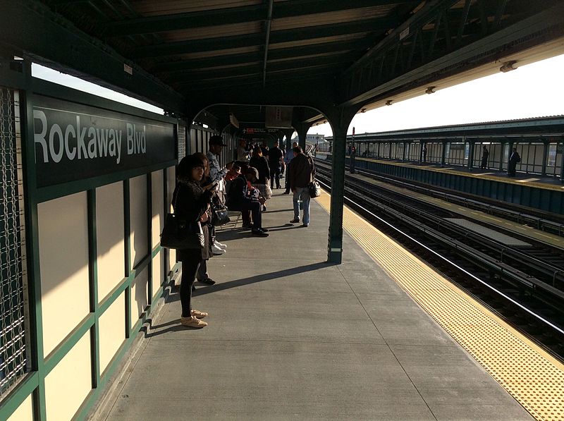 File:Brooklyn bound platform at Rockaway Blvd.jpg