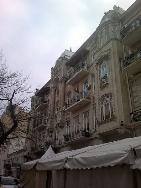 File:Building on Yusif Mammadaliyev Street 19.jpg