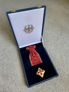Bundesverdienstkreuz Grand Cross with Star and Sash set.png